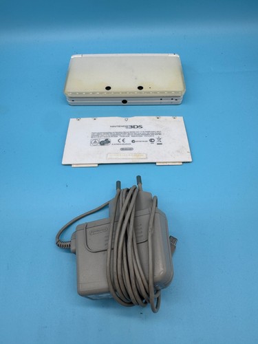 Nintendo 3ds schneeweiss - nintendo,