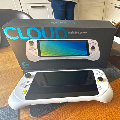Logitech cloud gaming - cloud,