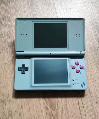 Nintendo lite handheld - ds,
